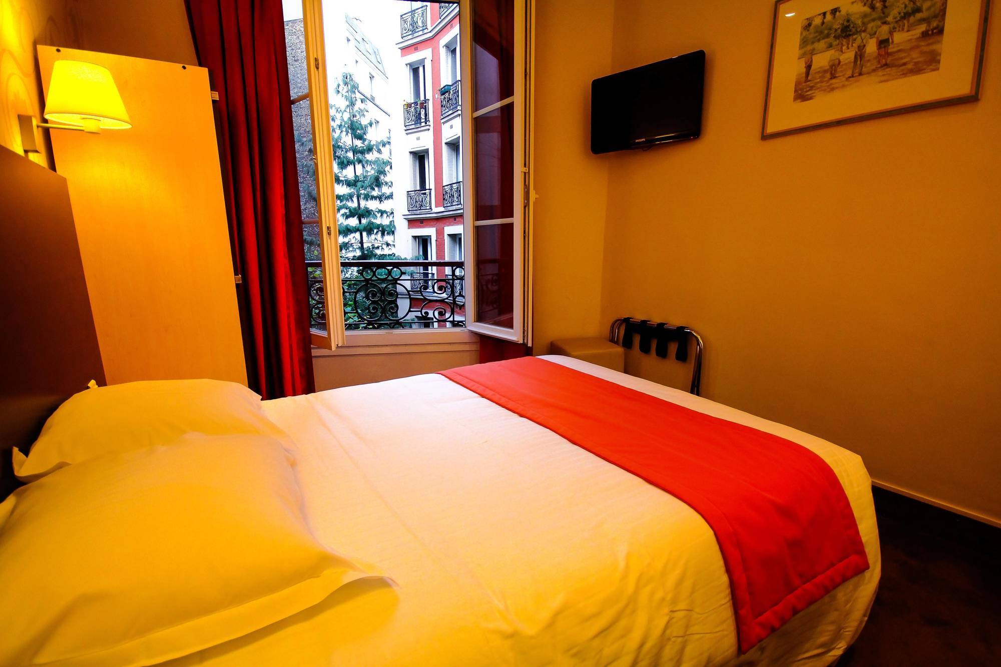 Hotel Des Trois Gares Paris