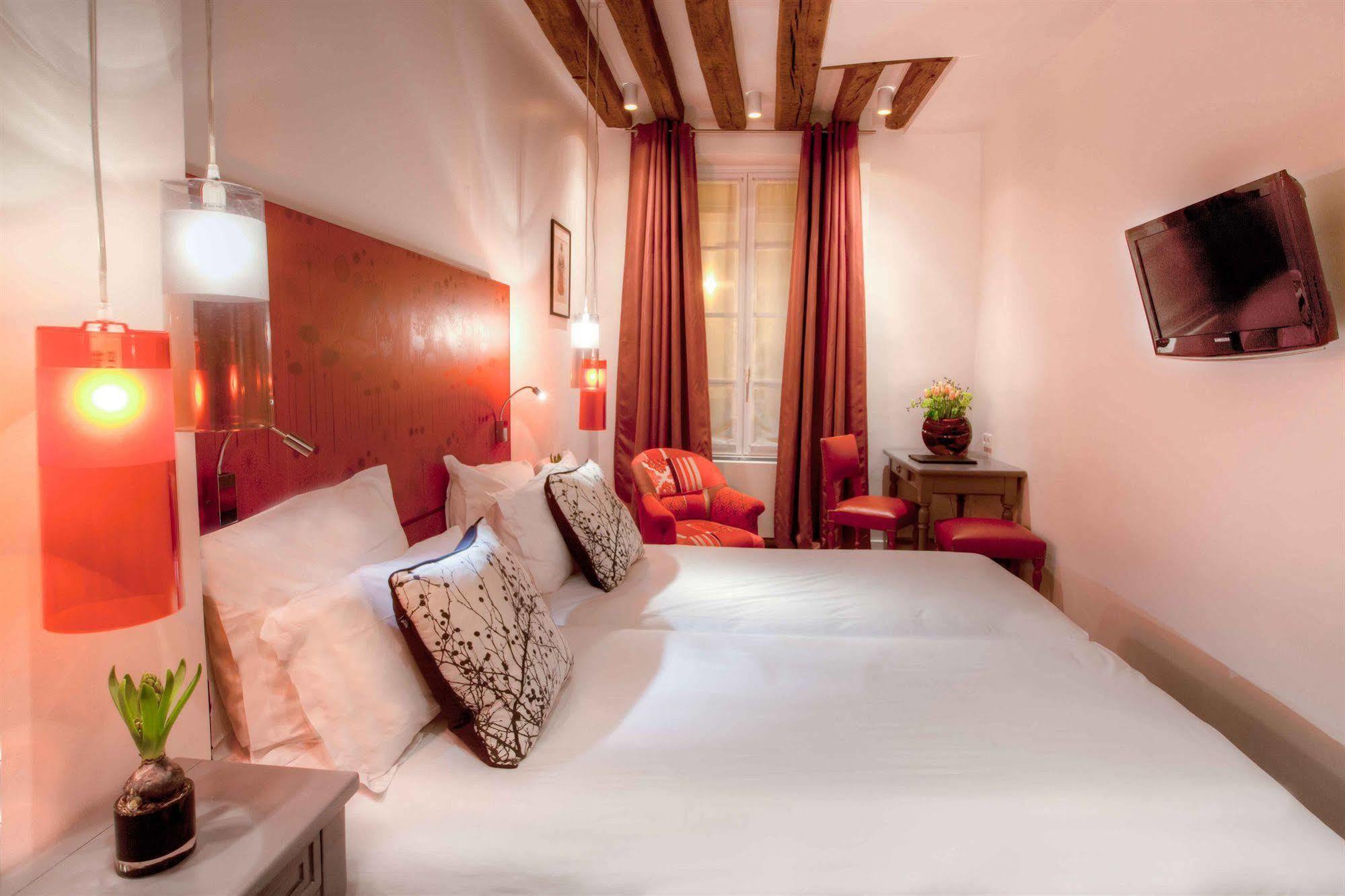 Sevres Saint Germain Hotel