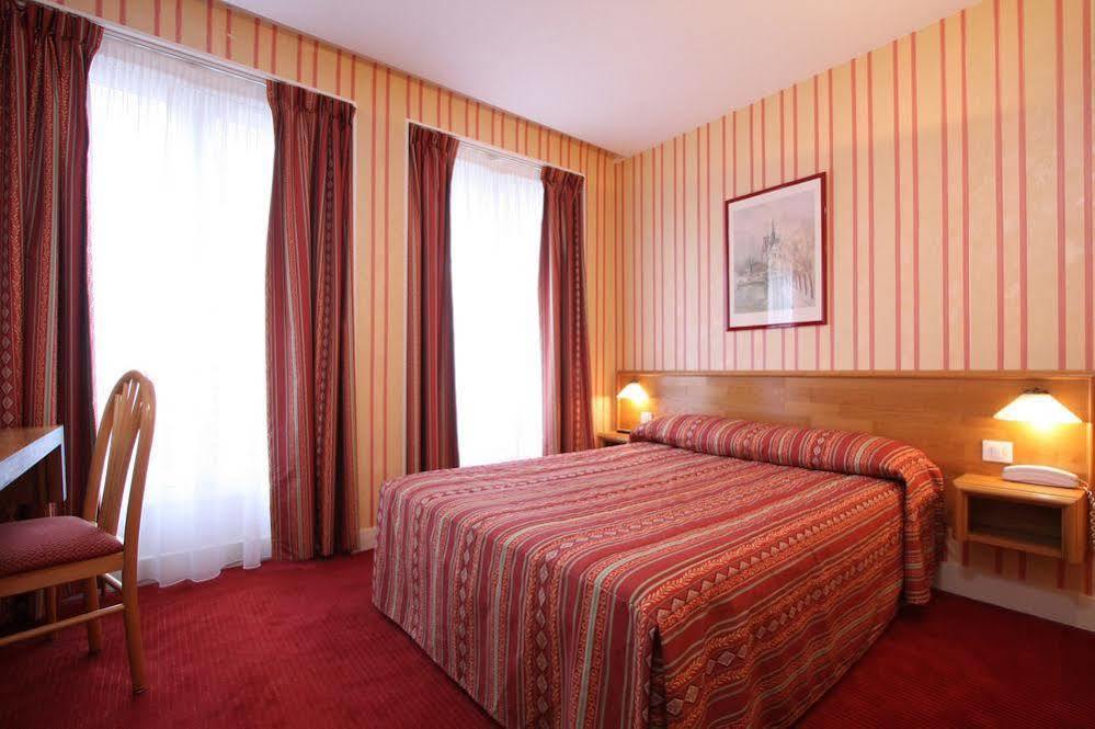 Relais Du Pre Hotel 3*