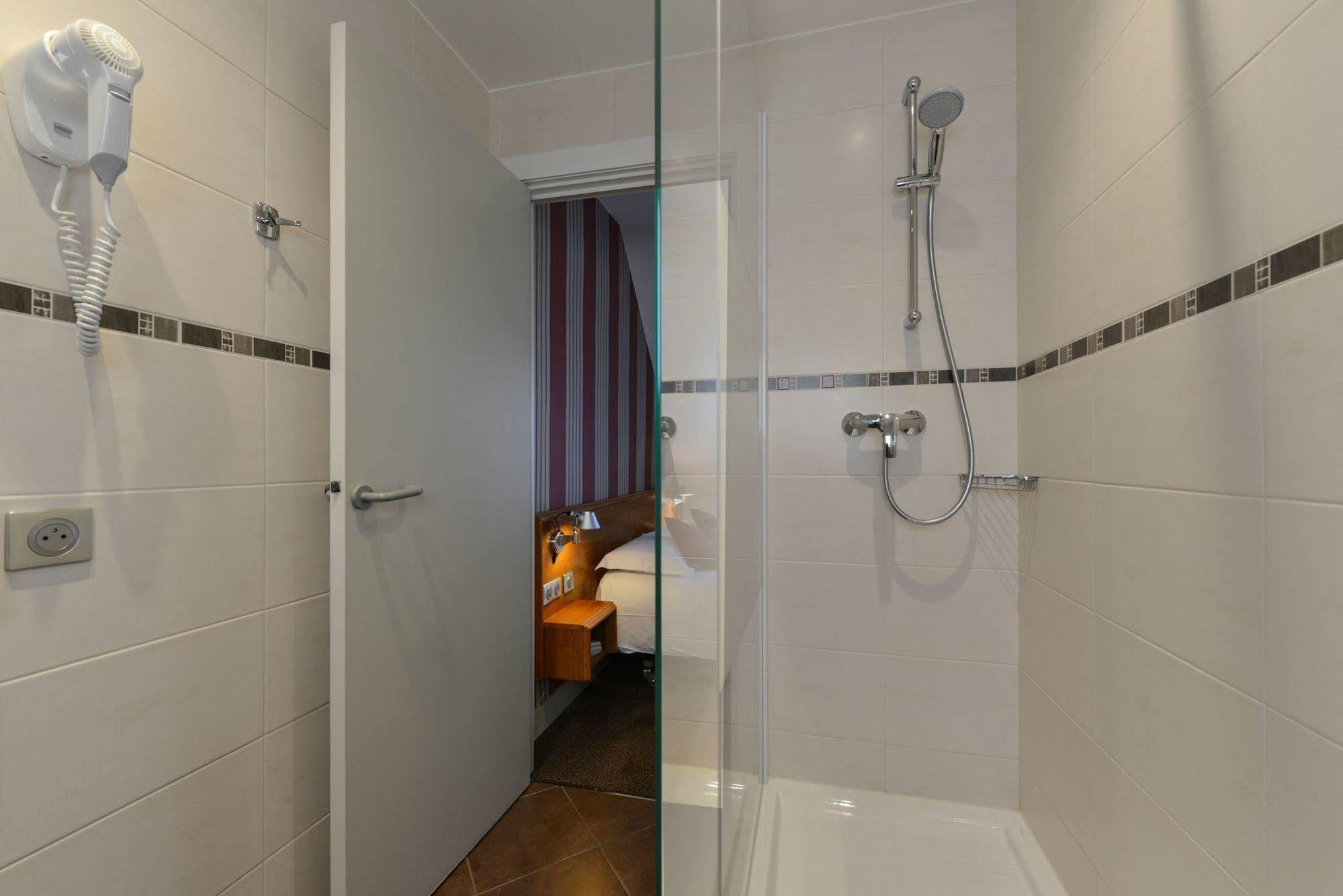 Relais Du Pre Paris
