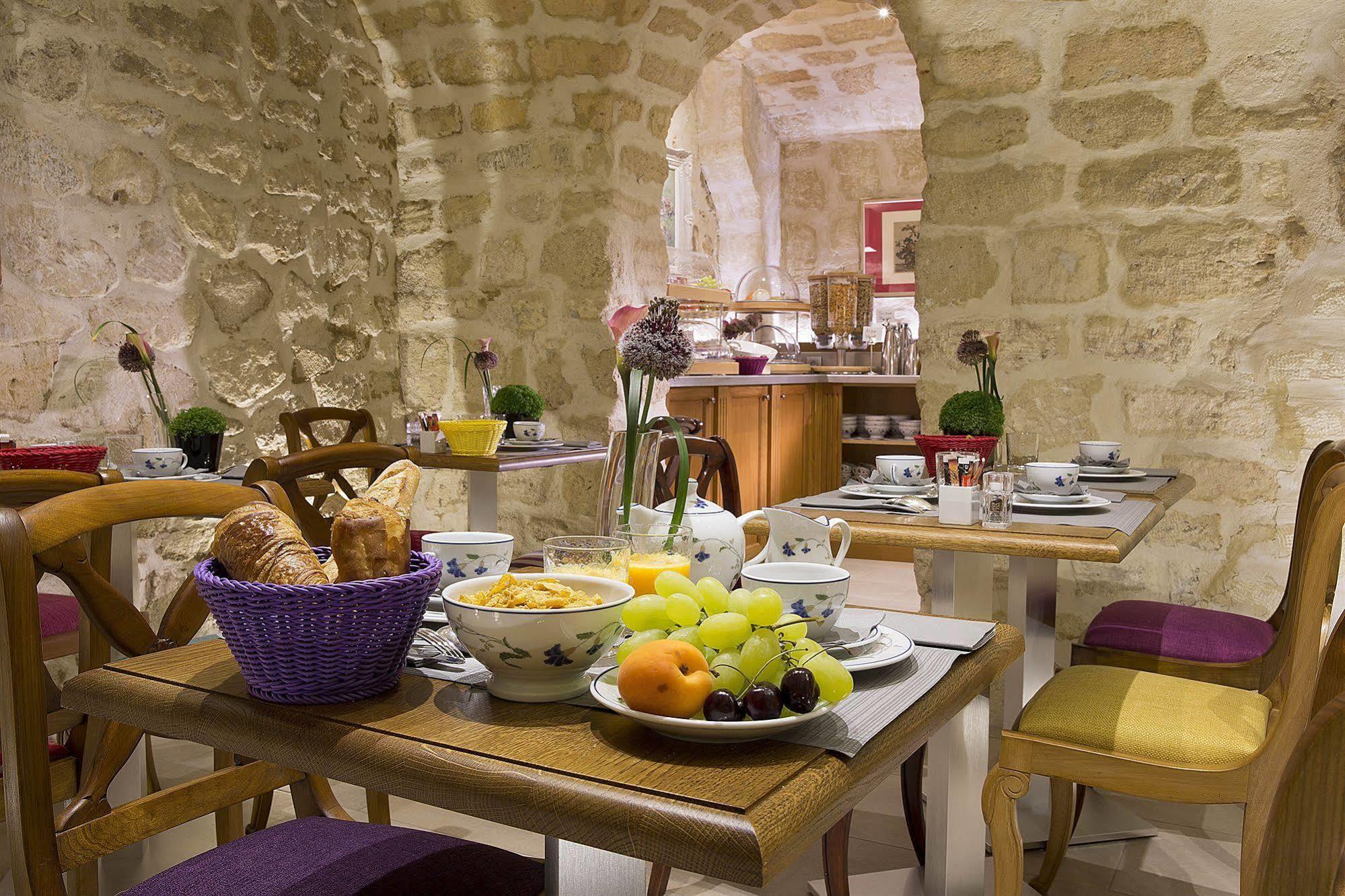 Hotel Le Relais Des Halles