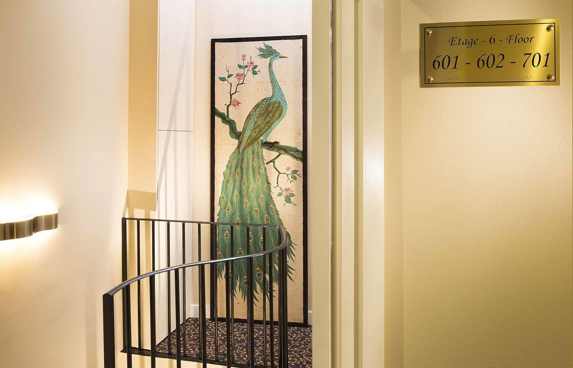 Hotel Le Relais Des Halles 4*