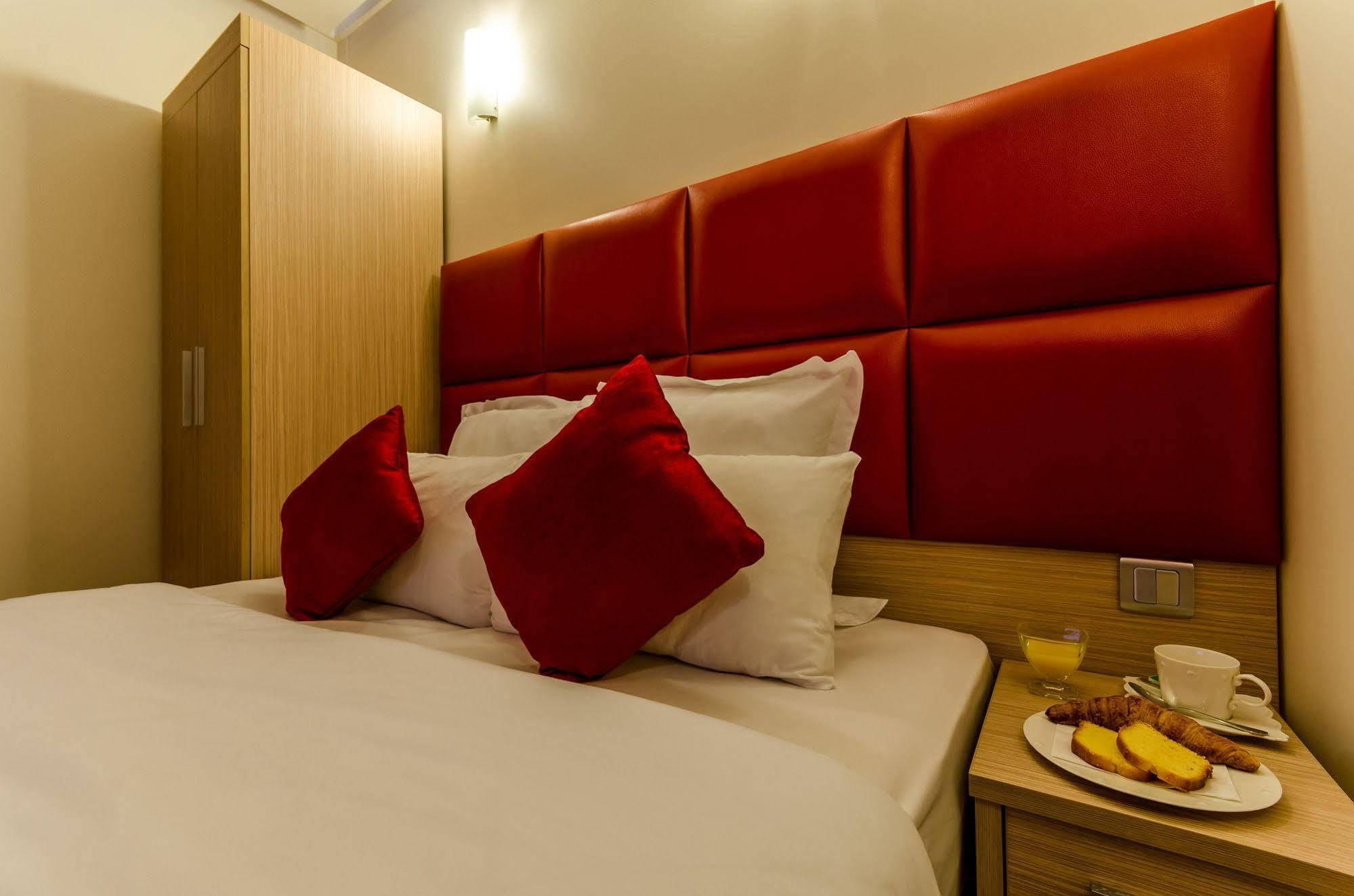 Hotel Riviera Renovated
