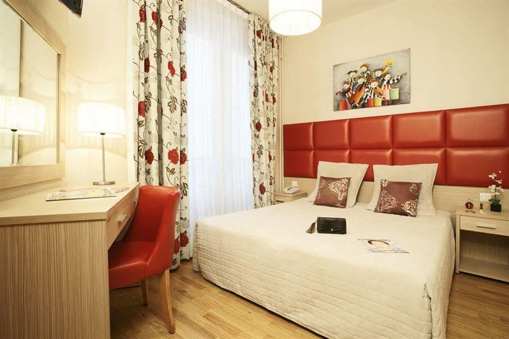 Riviera Renovated Hotel