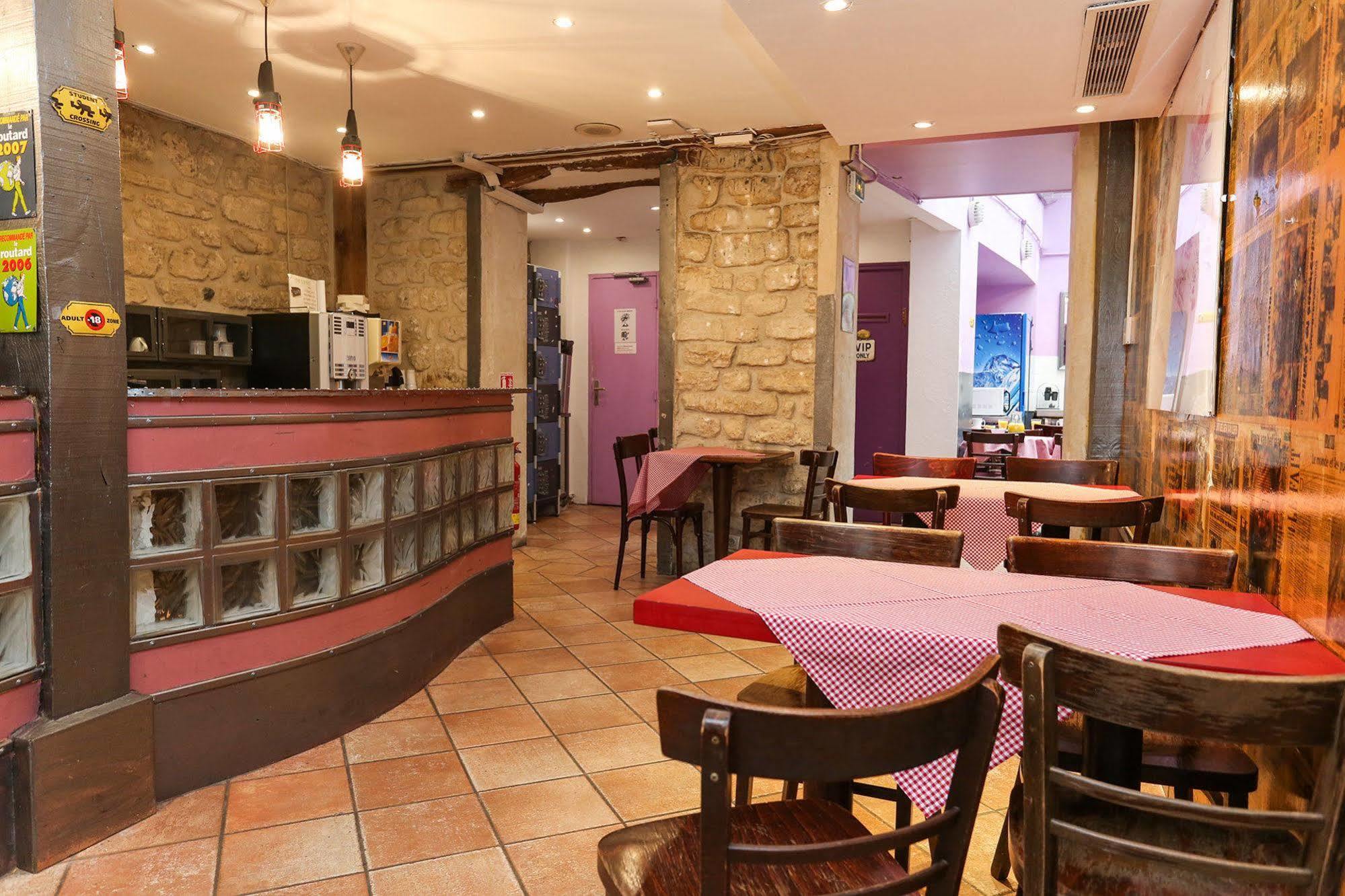 Le Village Montmartre By Hiphophostels Albergue *