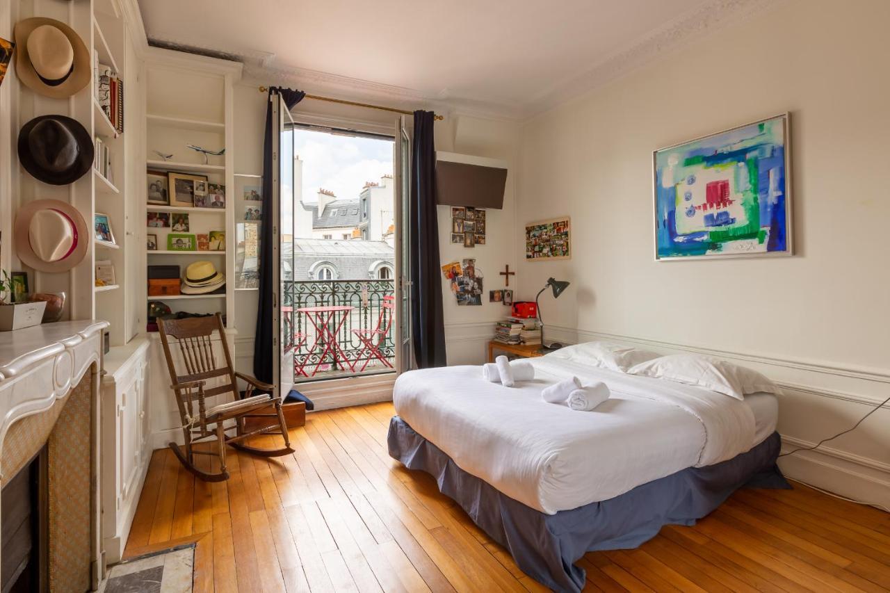 Veeve - Balcony Bliss Apartment Paris