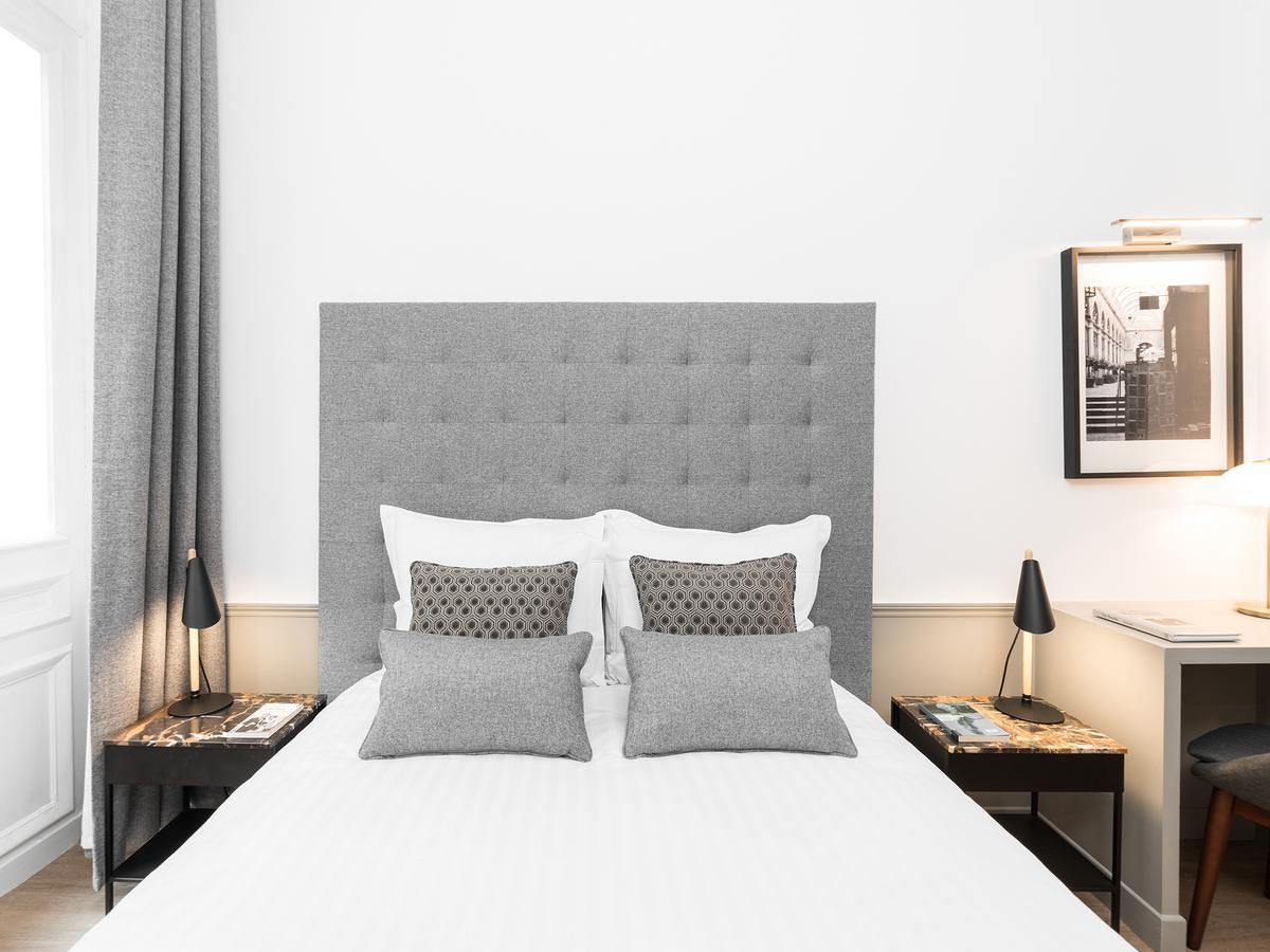 Livinparis - Luxury 3&4 Bedrooms Montmartre I * Paris