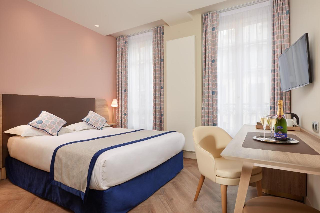 Hotel De Sevigne 3*