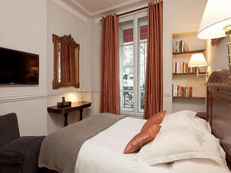 Hotel De La Porte Dorée Paris