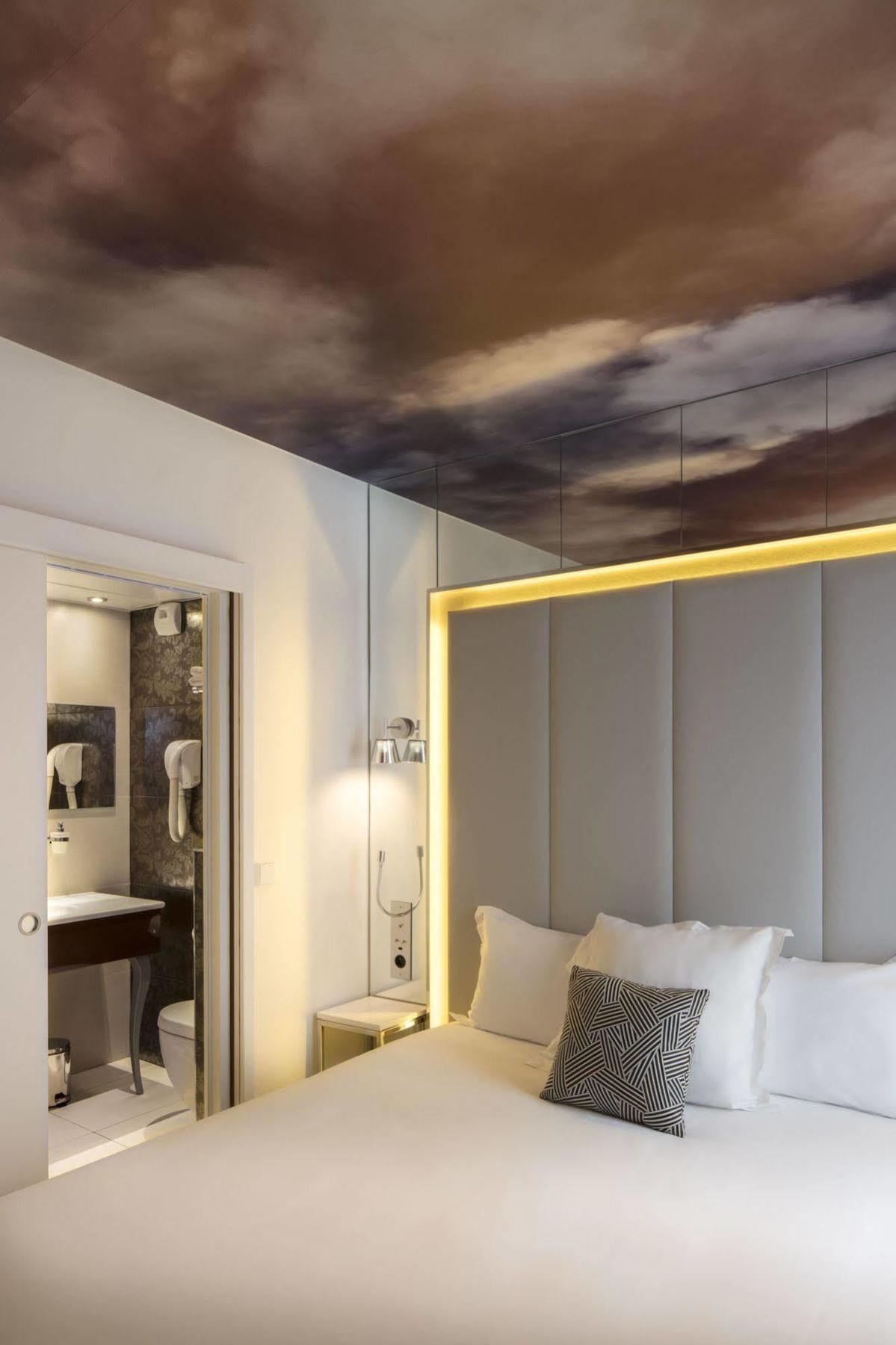 Hotel Nouvel Eiffel 3*