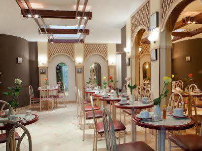 Hotel Grand De 2*