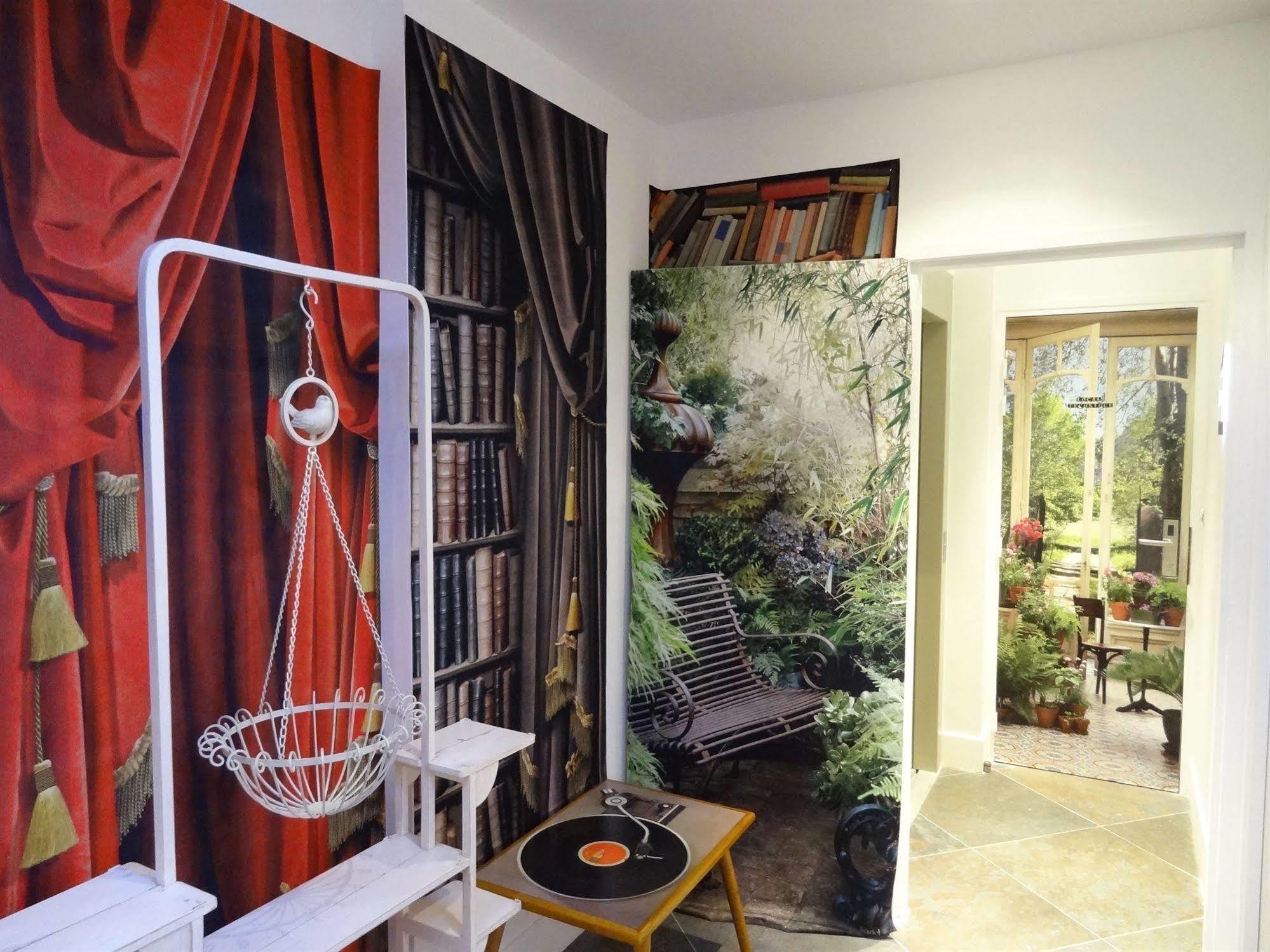 Le Pavillon