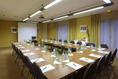 Hotel By Marriott Didot Montparnasse Paris