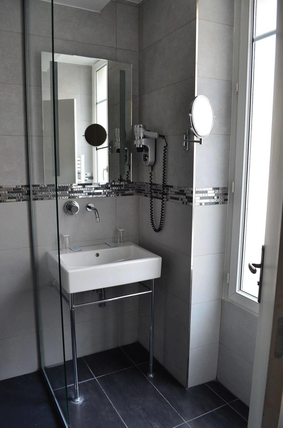 Amiral-fondary Hotel