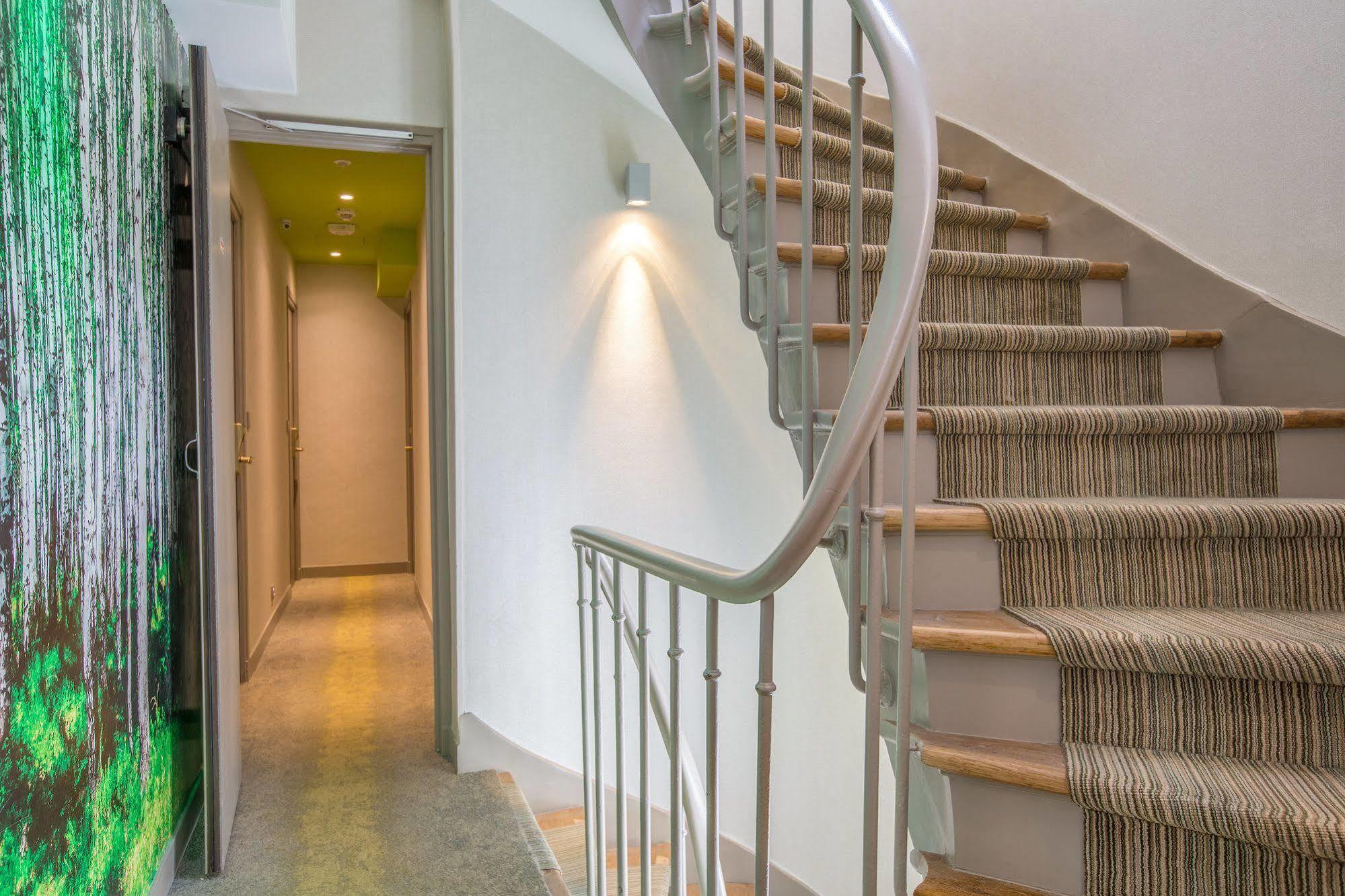Prince Albert Wagram Hotel