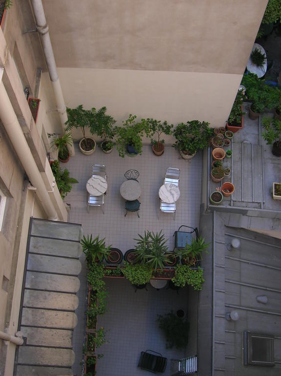 Darcet Hotel
