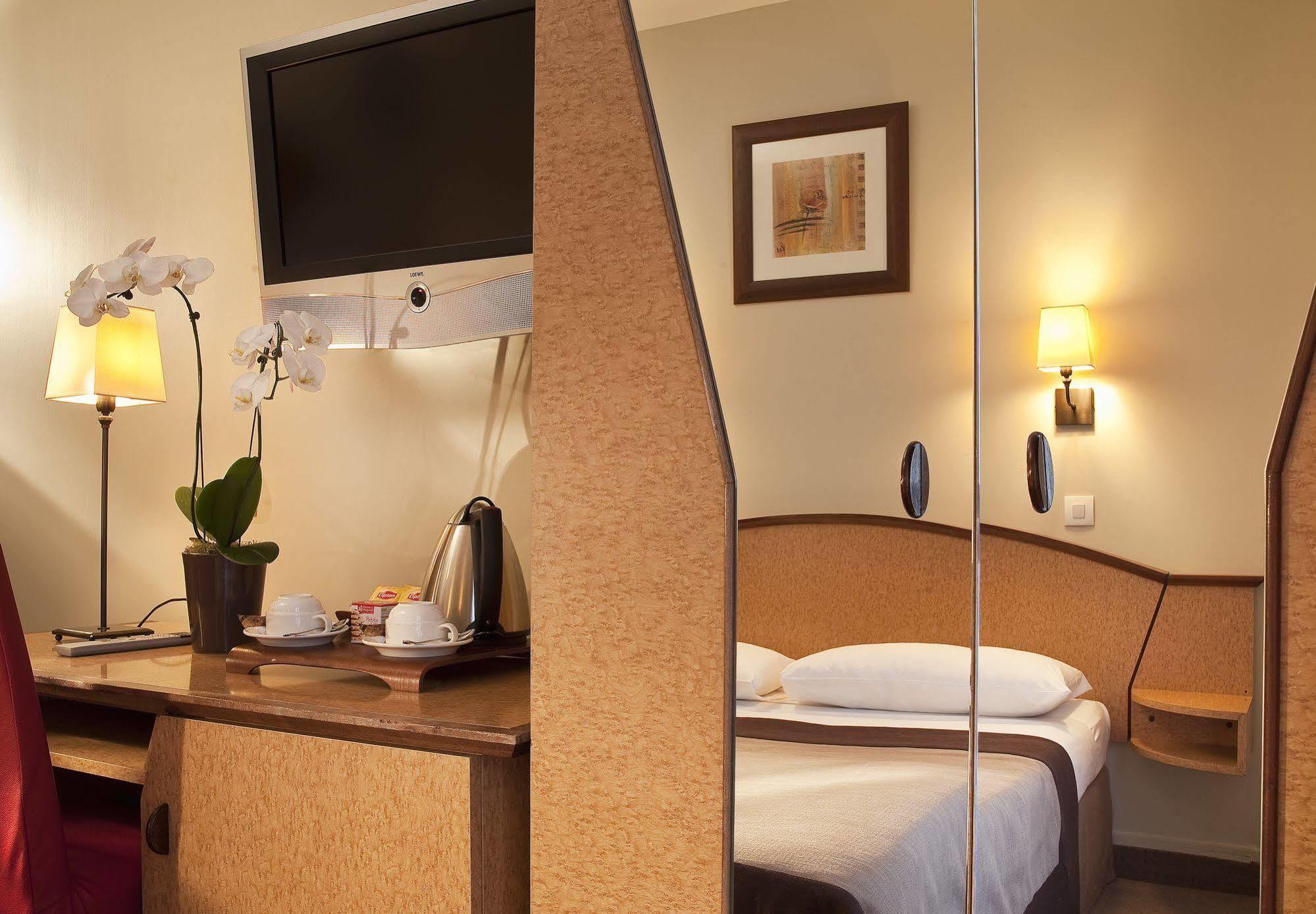 Val Girard Hotel 4*