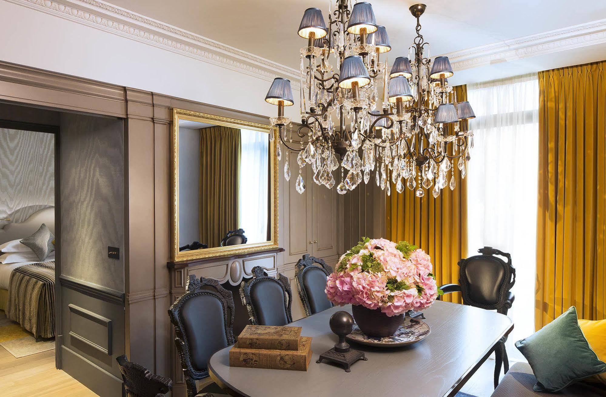 La Maison Favart Hotel