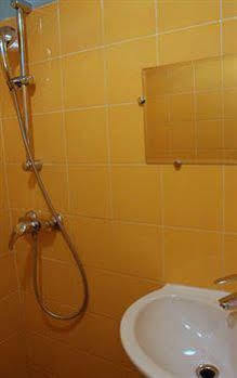Anya Hotel 2*