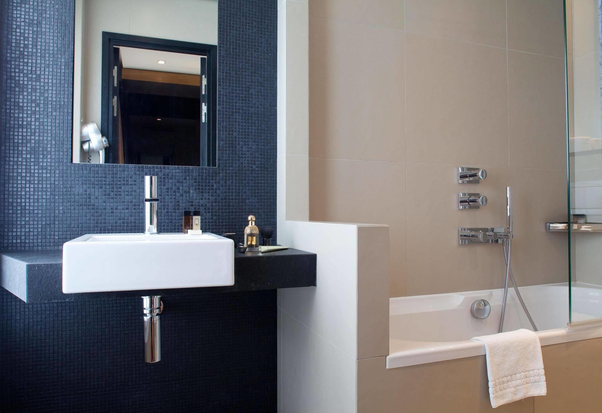 Marceau Champs-elysees Hotel Paris