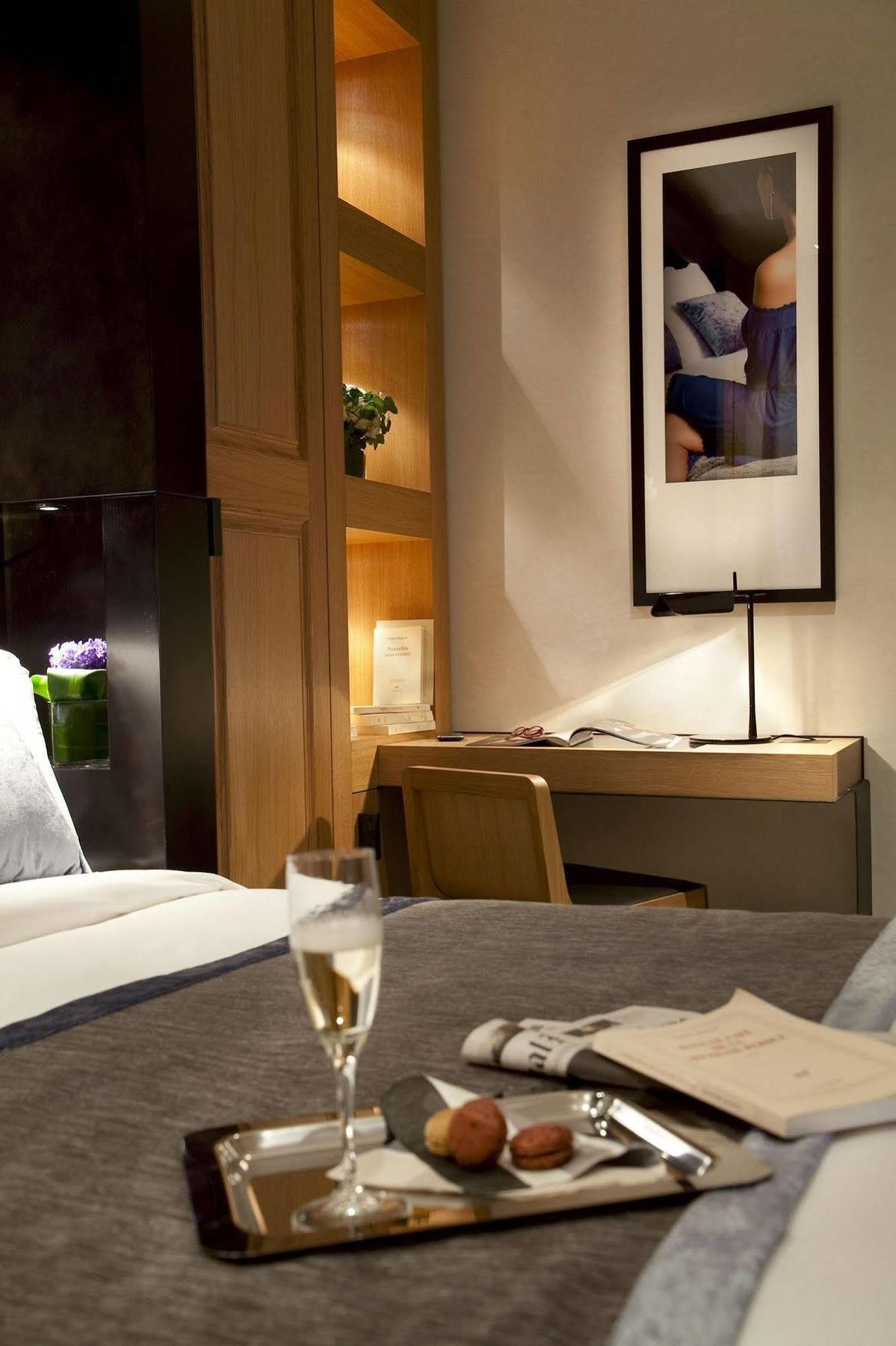 Hotel Marceau Champs-elysees
