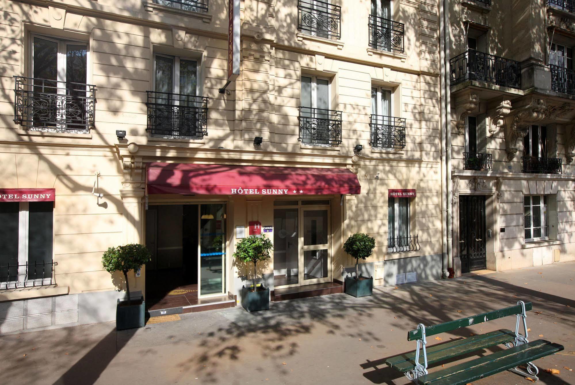Sunny Hotel