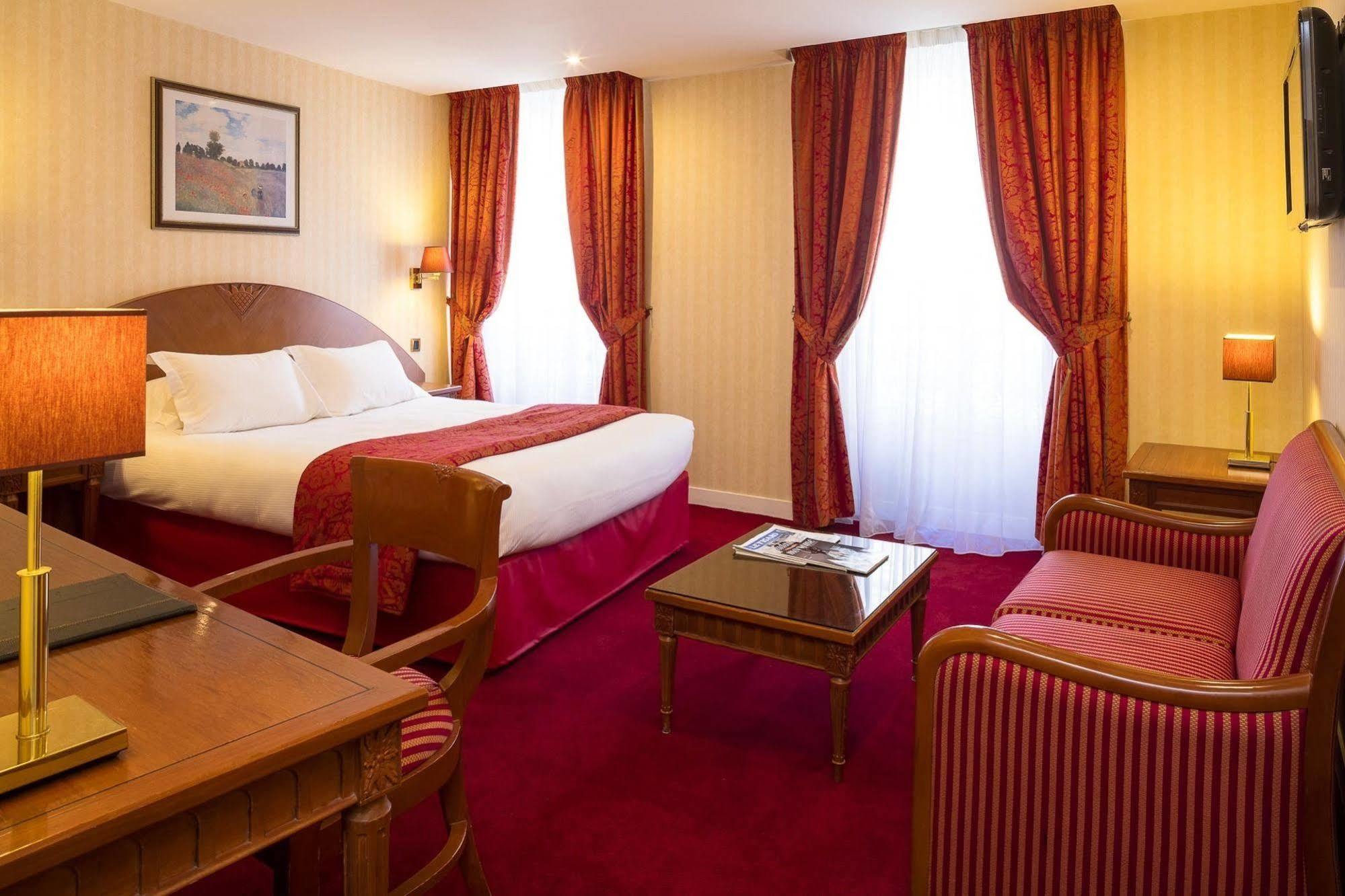 Imperial Hotel 3*