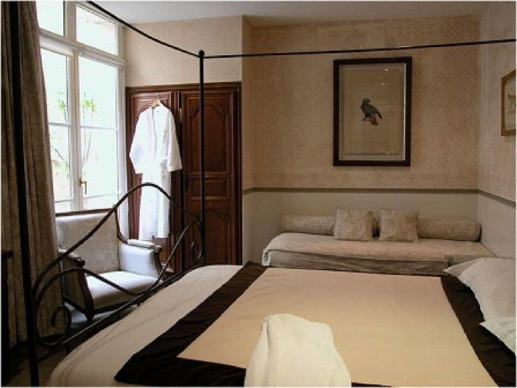 Le Clos Medicis Paris