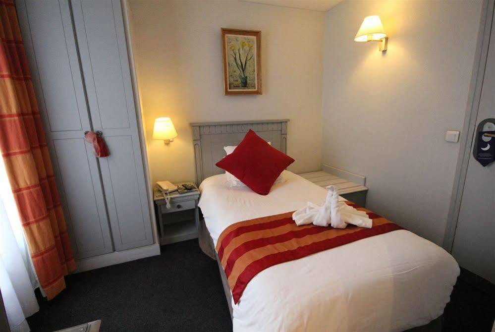 Agate Hotel 3*
