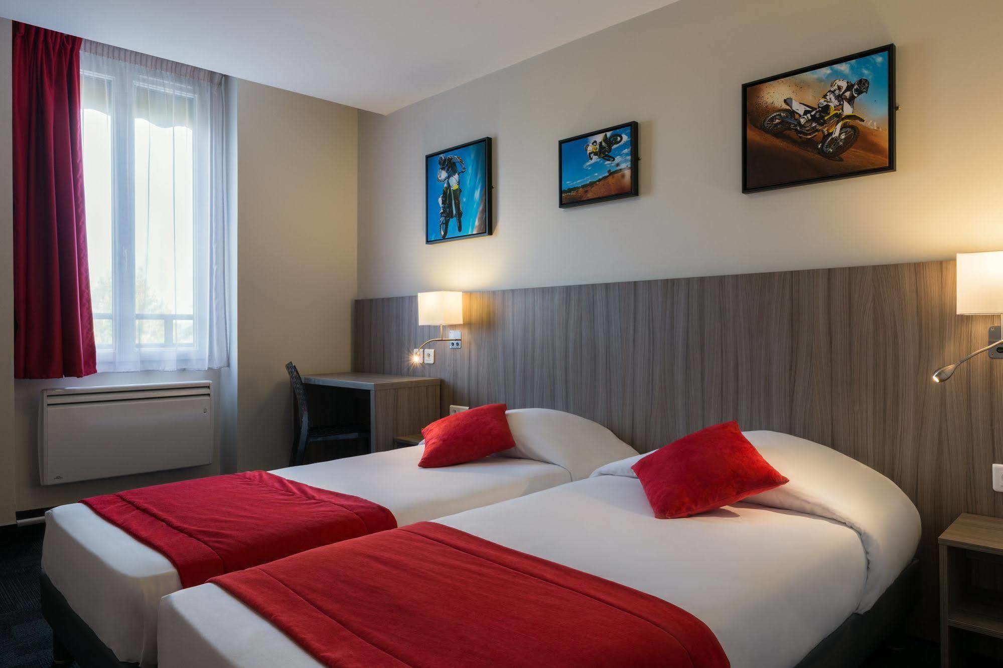 Hotel De Reims 2*