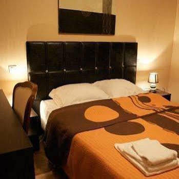 De Reims 2* Paris