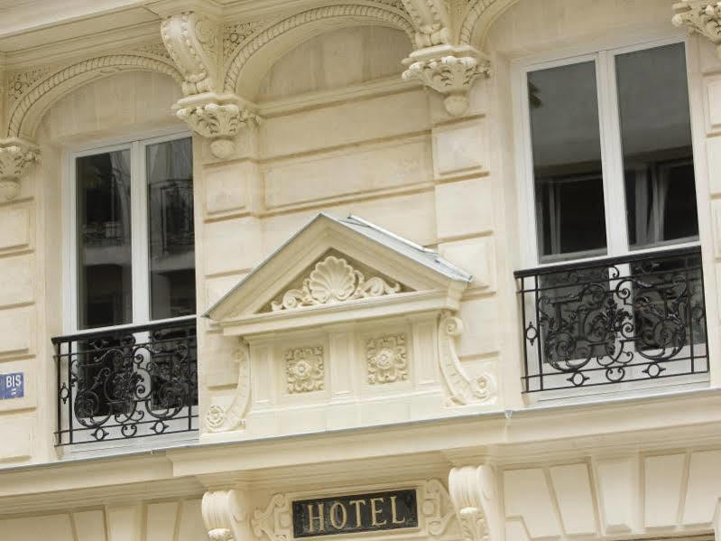 Le 10 Bis 4* Paris