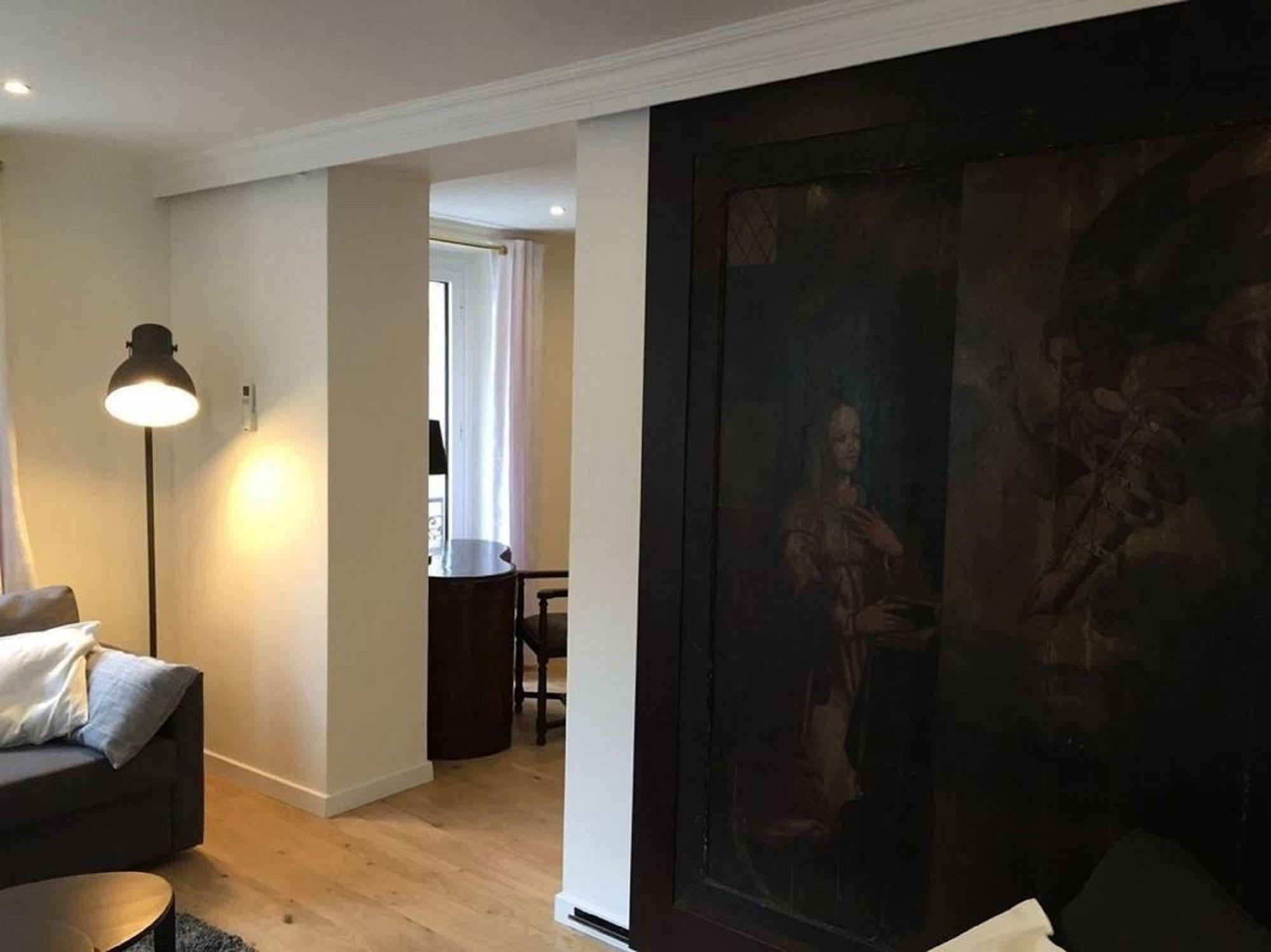 Bellechasse Apartments *