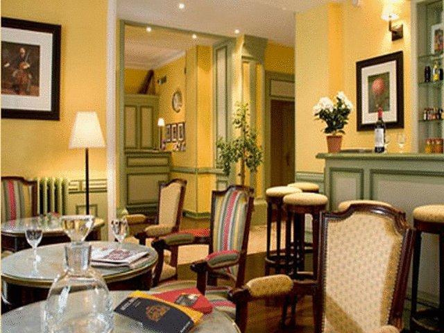 Hotel Idol Paris