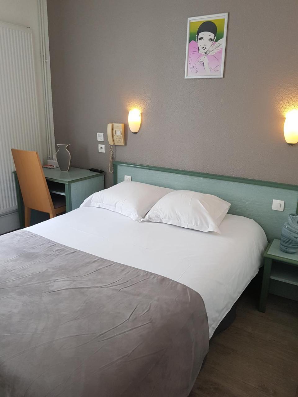 Hotel Saint-hubert Gare De Lyon 3*