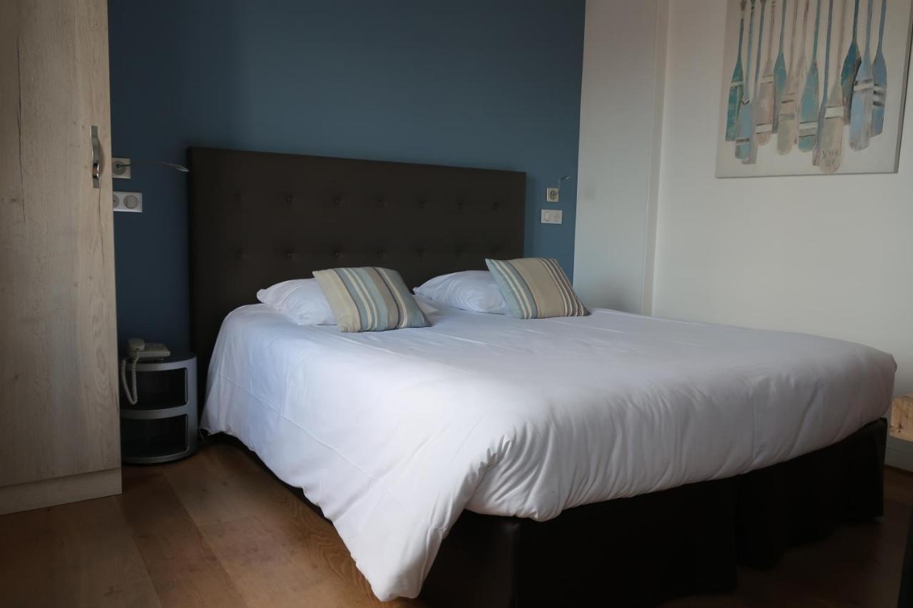 Hotel Amiral 3*