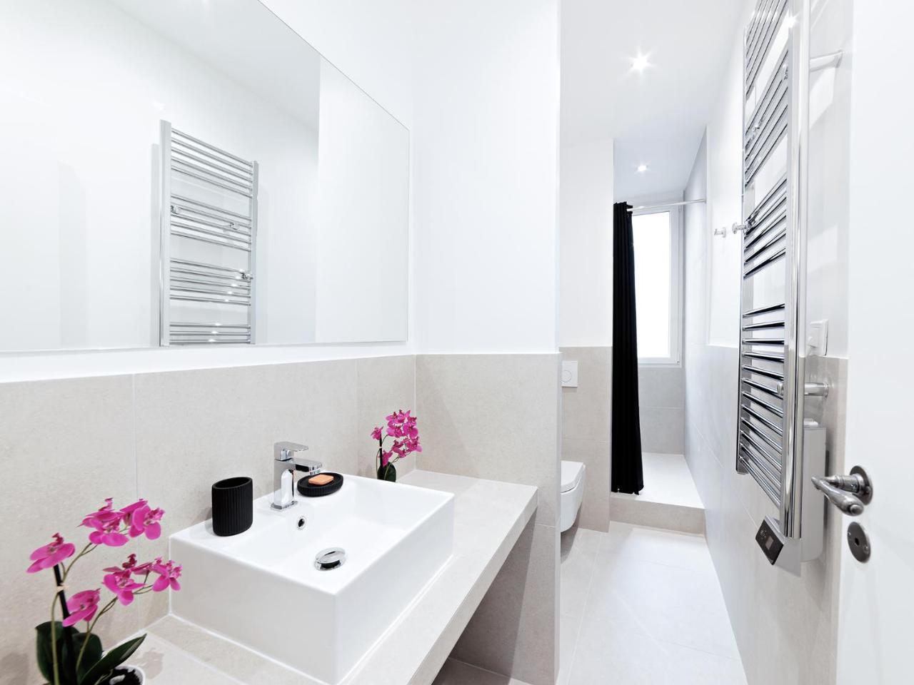 Livinparis - Luxury 3&4 Bedrooms Montmartre I Appartement Paris