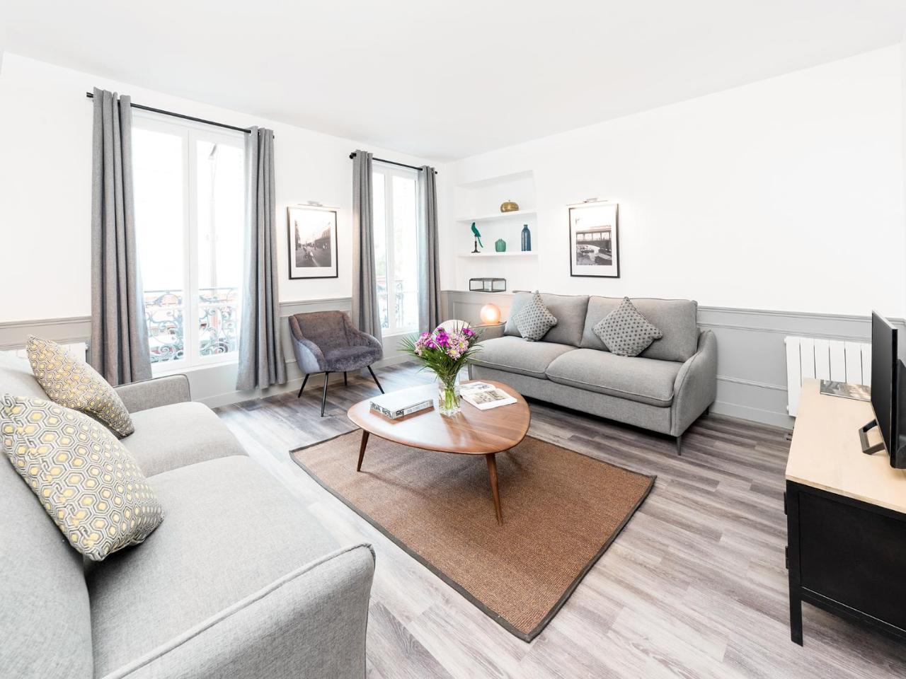 Livinparis - Luxury 3 & 4 Bedrooms Montmartre I Apartment Paris