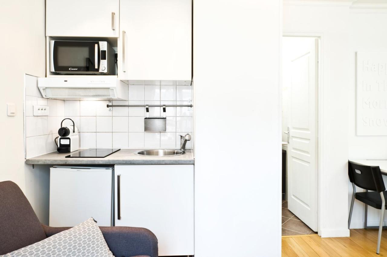 Pick A Flat's In Batignolles - Rue Biot * Paris