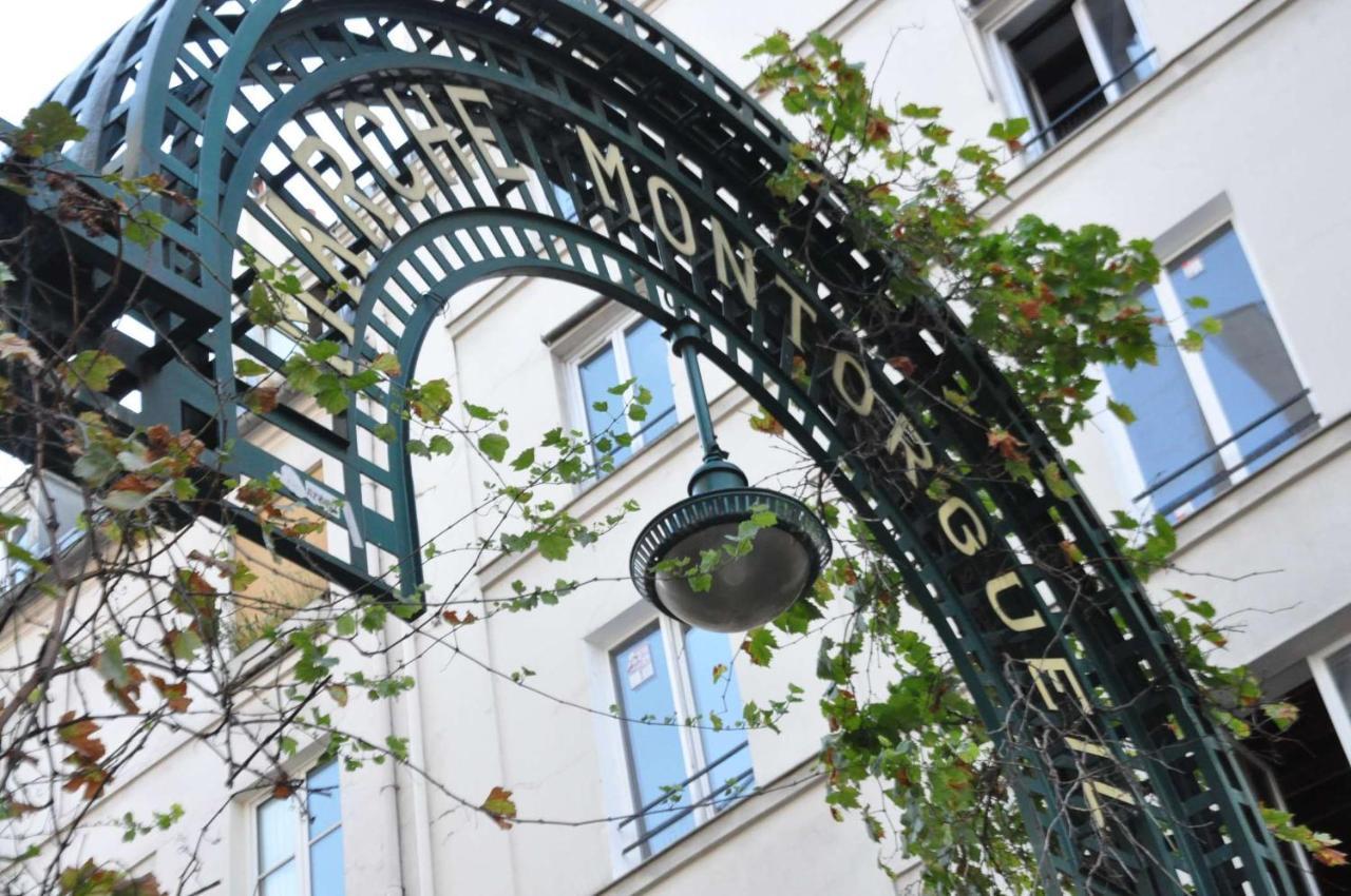 67 - Amazing Parisian Flat Apartment Paris