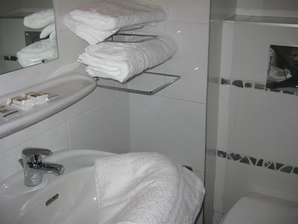 Tipi Hotel 2*