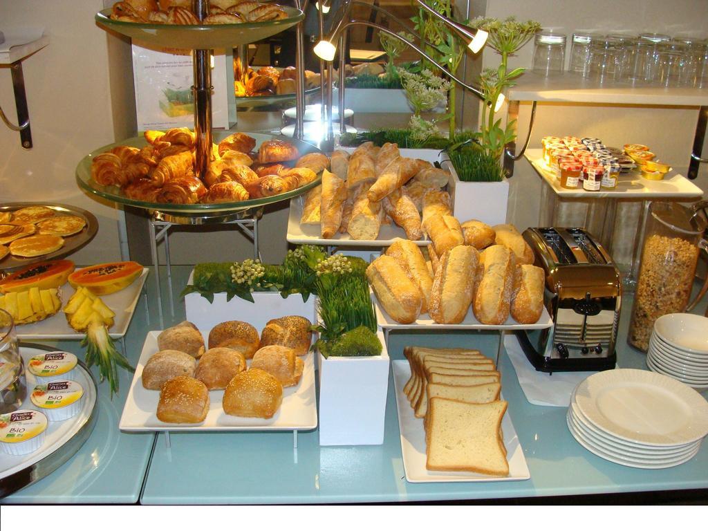 Hotel Royal Madeleine & 4*
