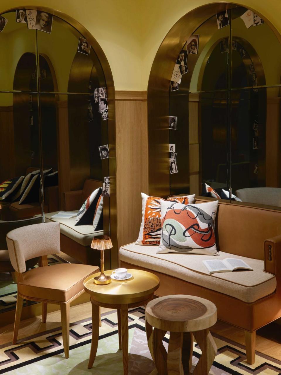 9confidentiel 4* Paris