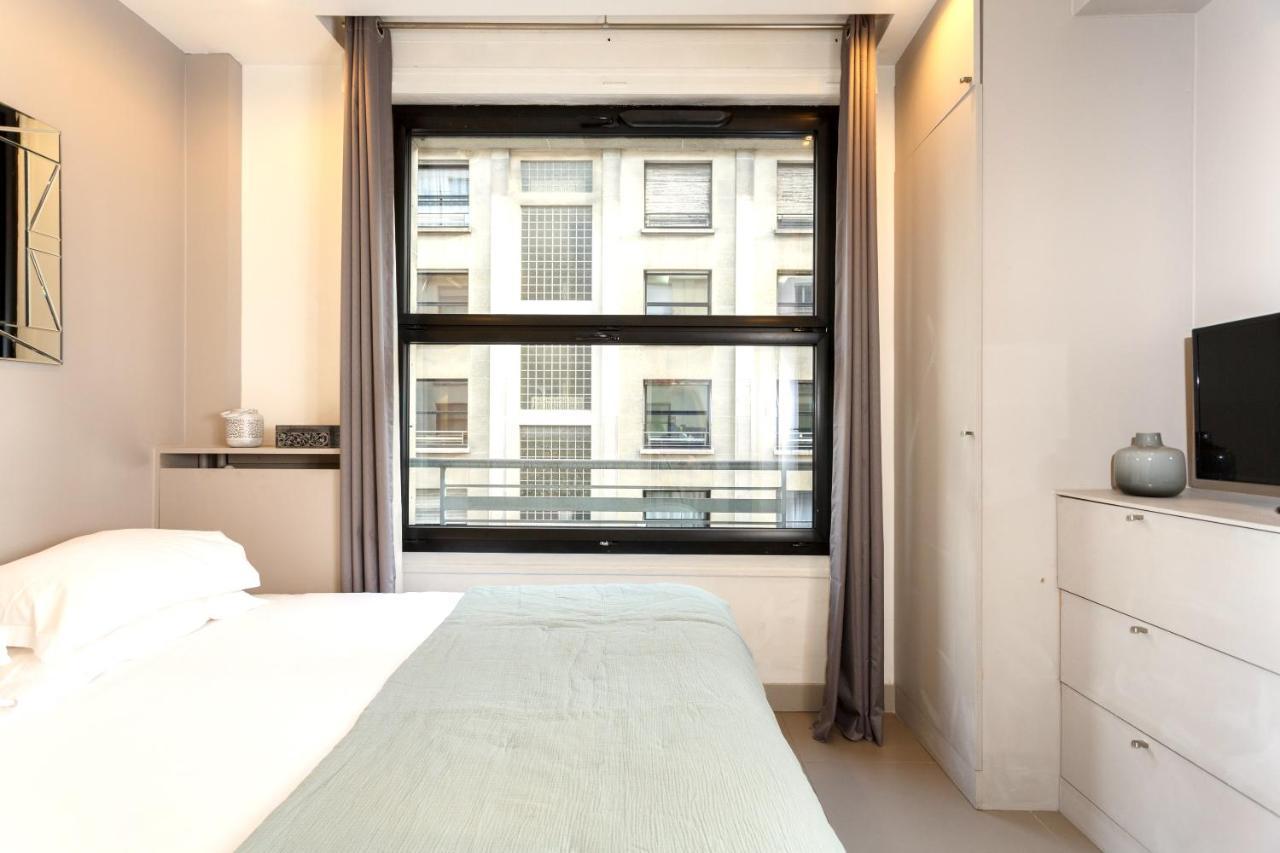 Habitat Parisien - Opera Galeries Lafayette Apartment Paris