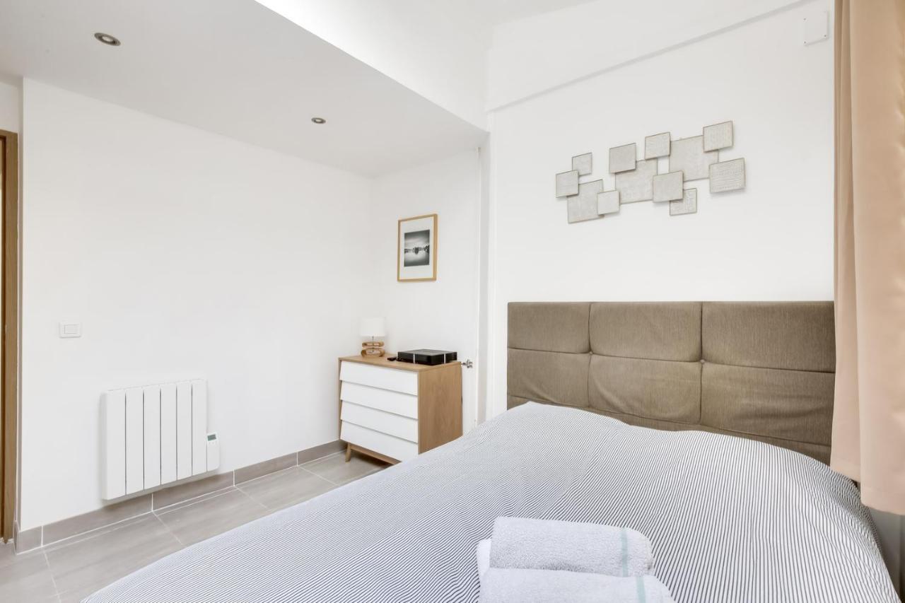 302 Dylan - Superb In Apartment