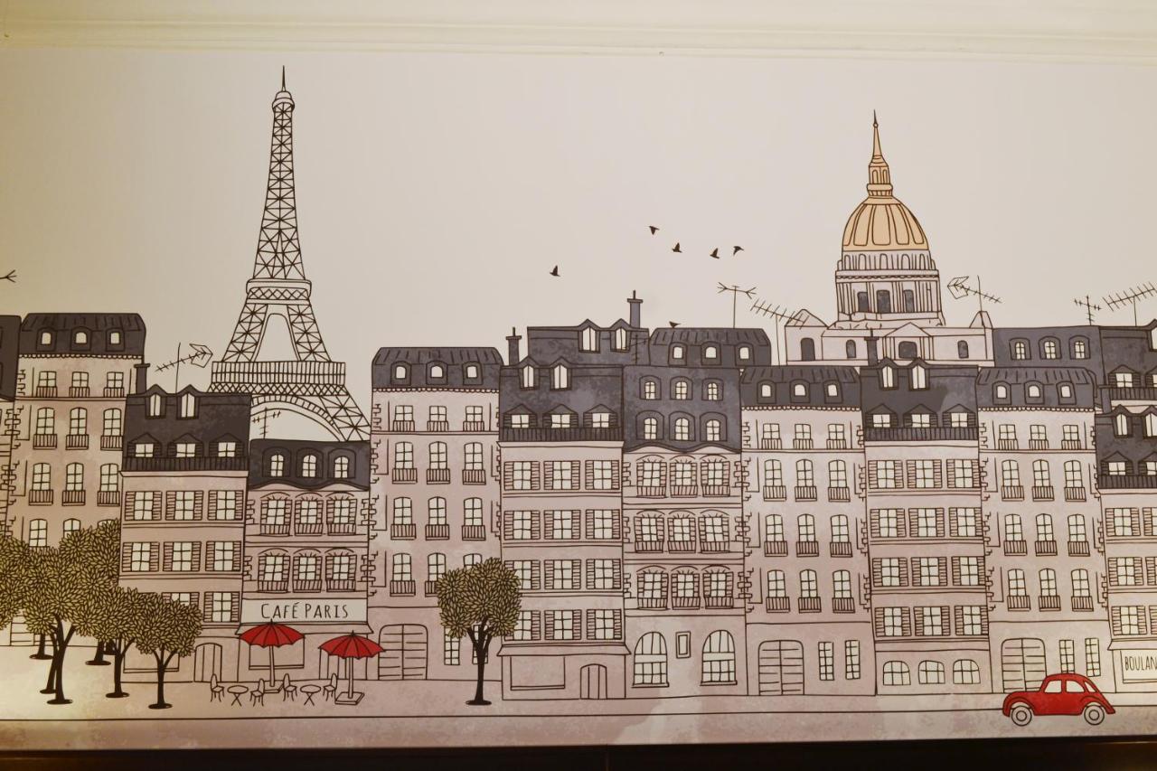 De L'exposition - Tour Eiffel 3* Paris
