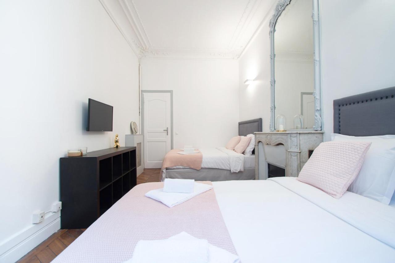 Dreamyflat - Champs Elysees Aparthotel Paris