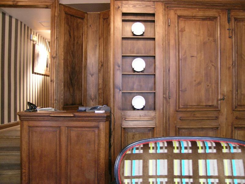 Prince De Conde Hotel