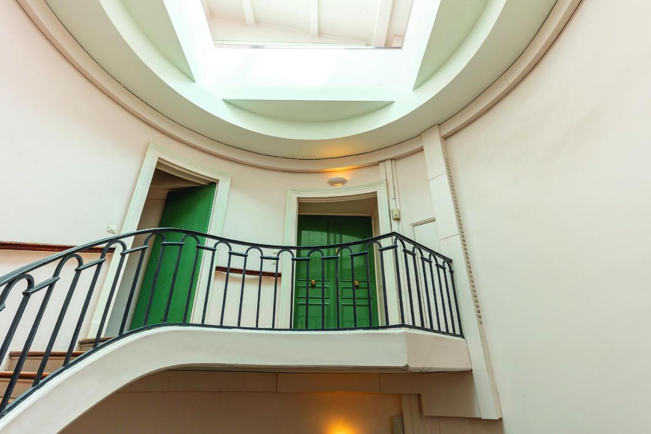 Historical - Odéon, Rive Gauche - 170 M2 Appartement *