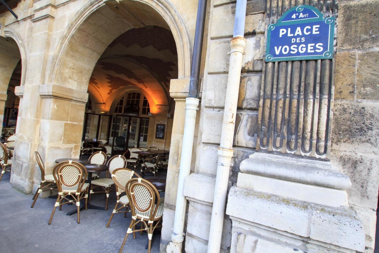 Les Tournelles Hotel Paris